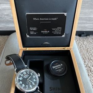 🎉 Shinola Boyfriend Watch 🎉